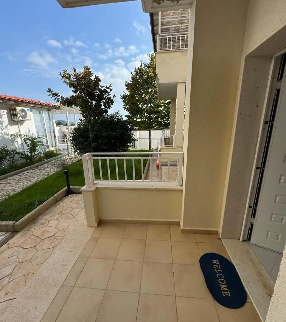Natali Apartments Gjilek